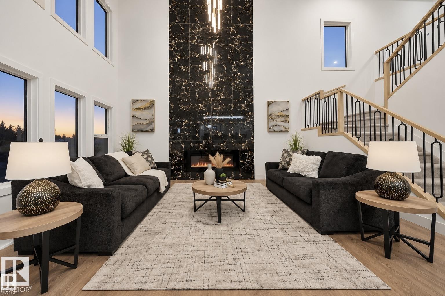2019 156 AVE NW