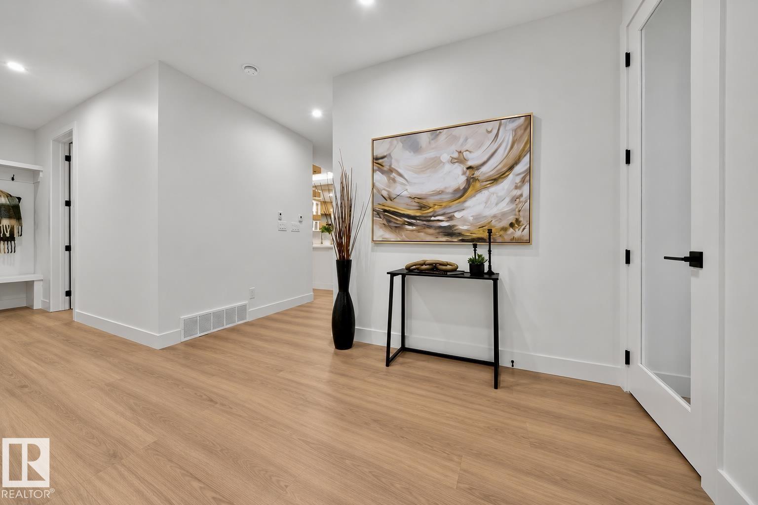 2019 156 AVE NW