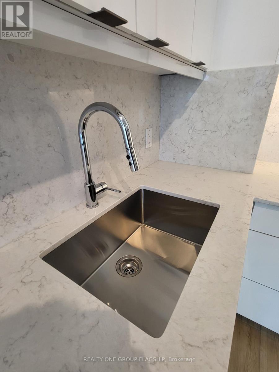 618 - 700 Sheppard Avenue W, Toronto, Ontario  M3H 0G5 - Photo 9 - C13837504