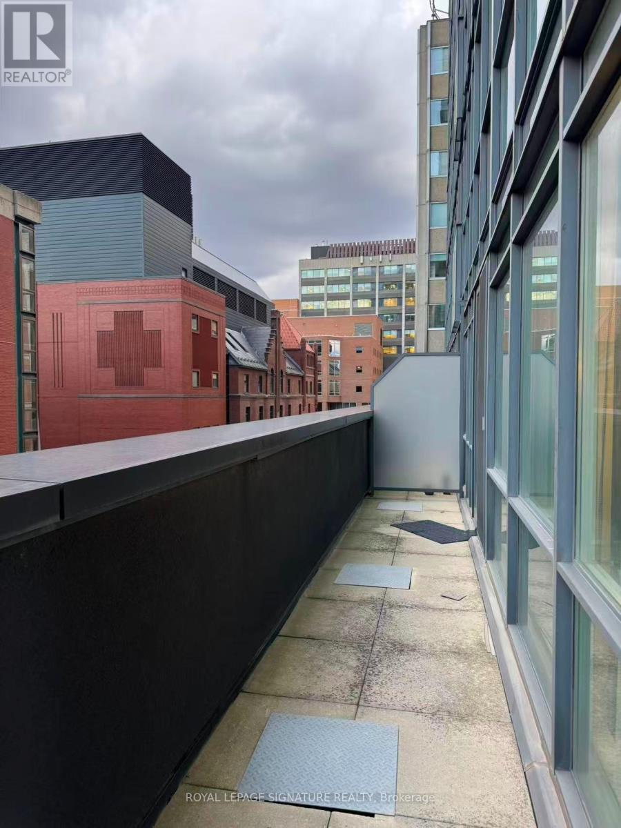410 - 770 Bay Street, Toronto, Ontario M5G 1N6 - Photo 17 - C13873466
