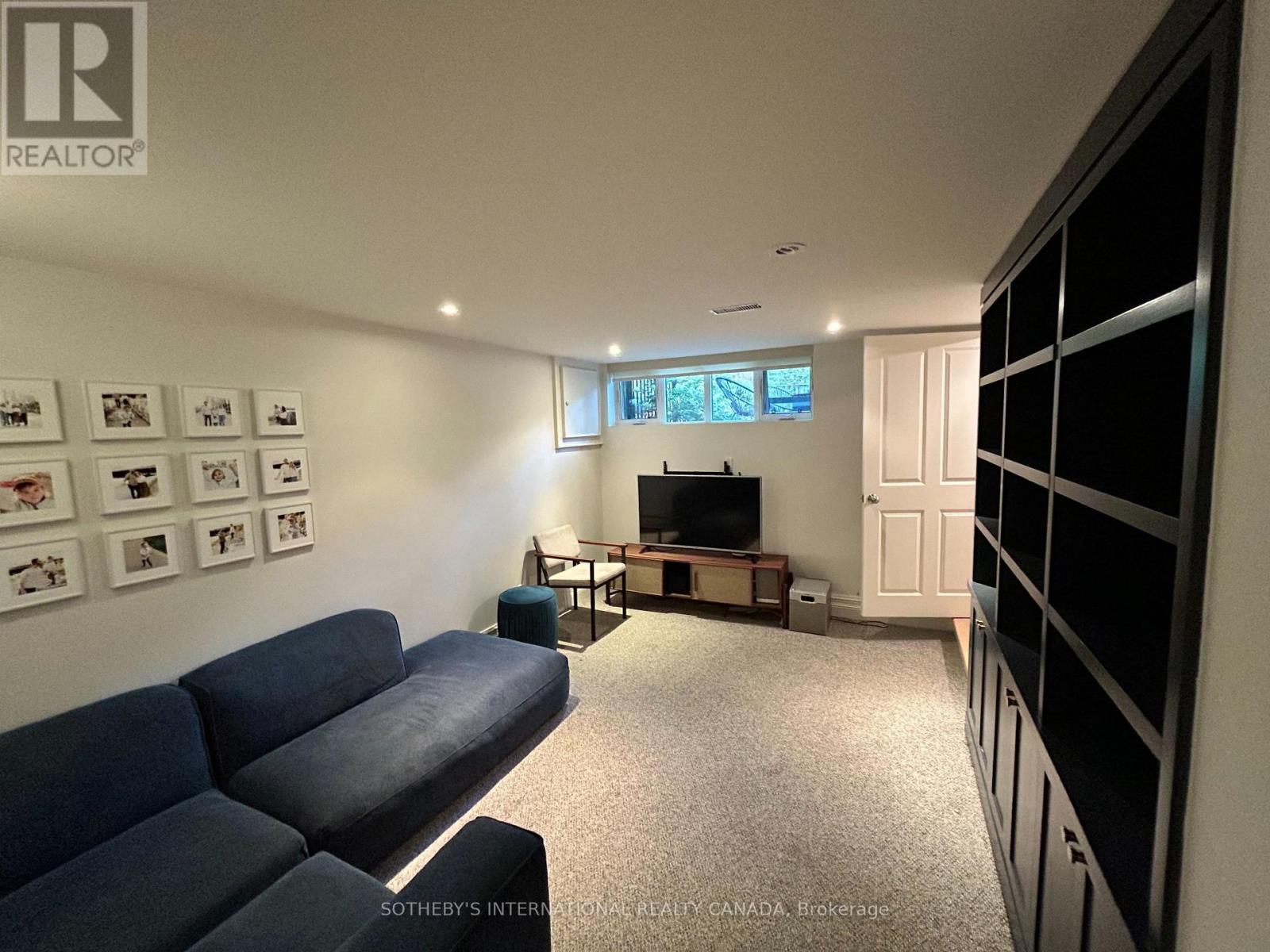 21 Hillcrest Park, Toronto, Ontario M4X 1E8 - Photo 16 - C13871778