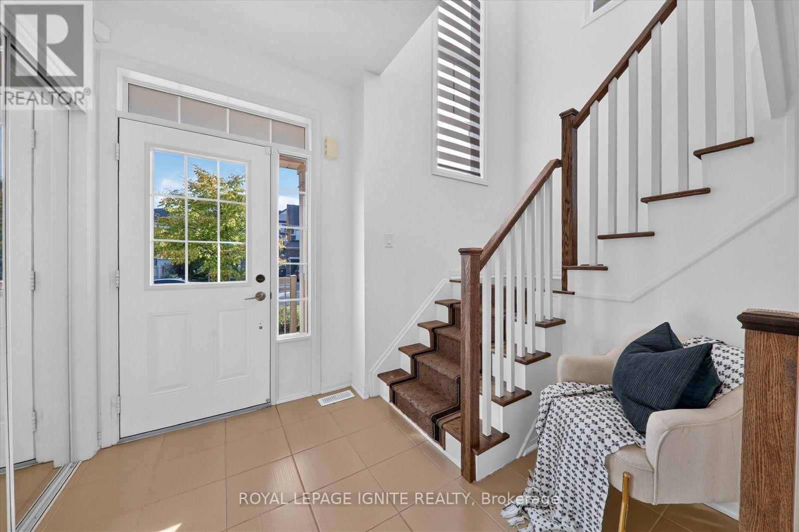 52 Stych Street, New Tecumseth (Tottenham), Ontario  L0G 1W0 - Photo 4 - N13873630