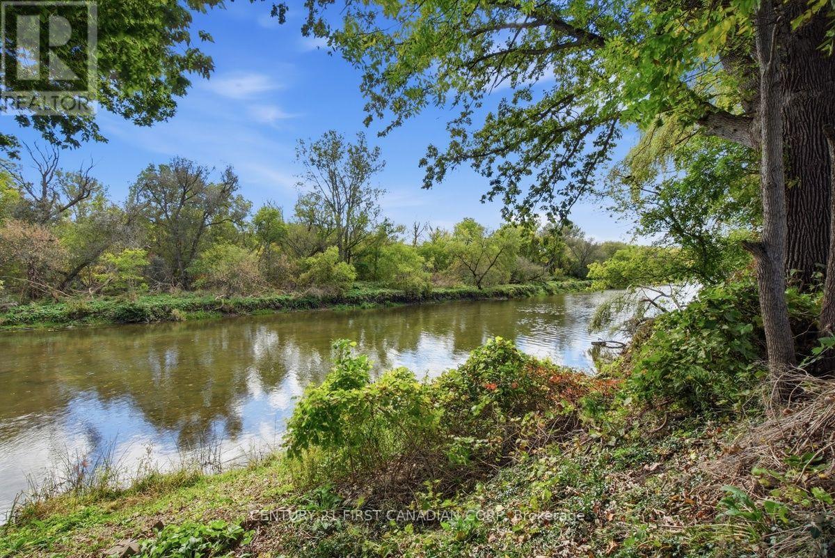 39 Dale Drive, Thames Centre, Ontario  N0L 1G2 - Photo 42 - X13873740
