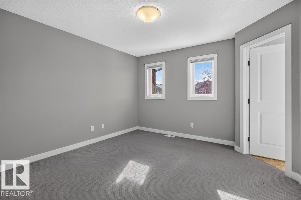 12 MEADOWLAND CR