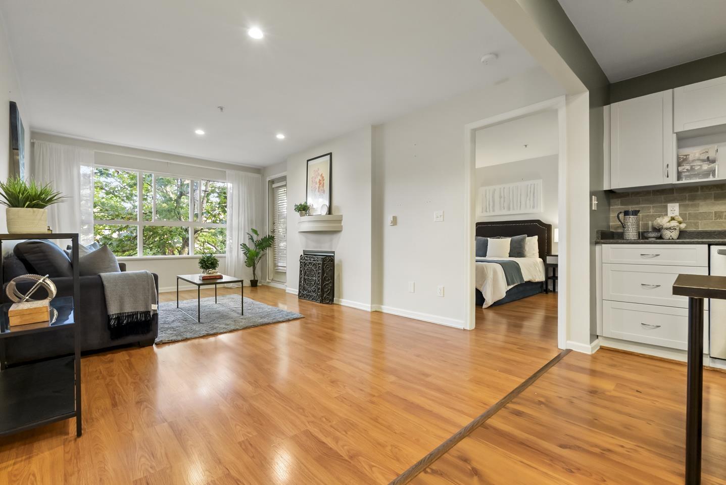 311 10188 155 STREET