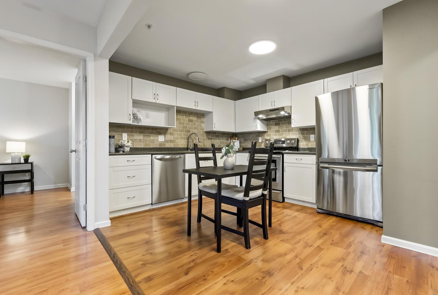 311 10188 155 STREET