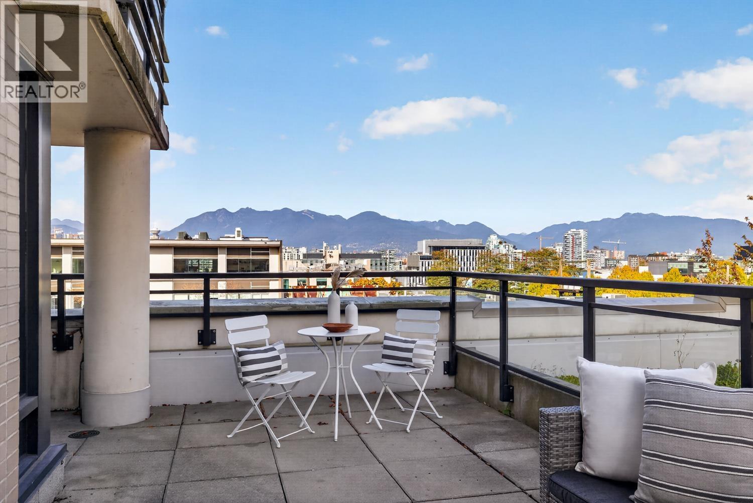 509 238 W BROADWAY