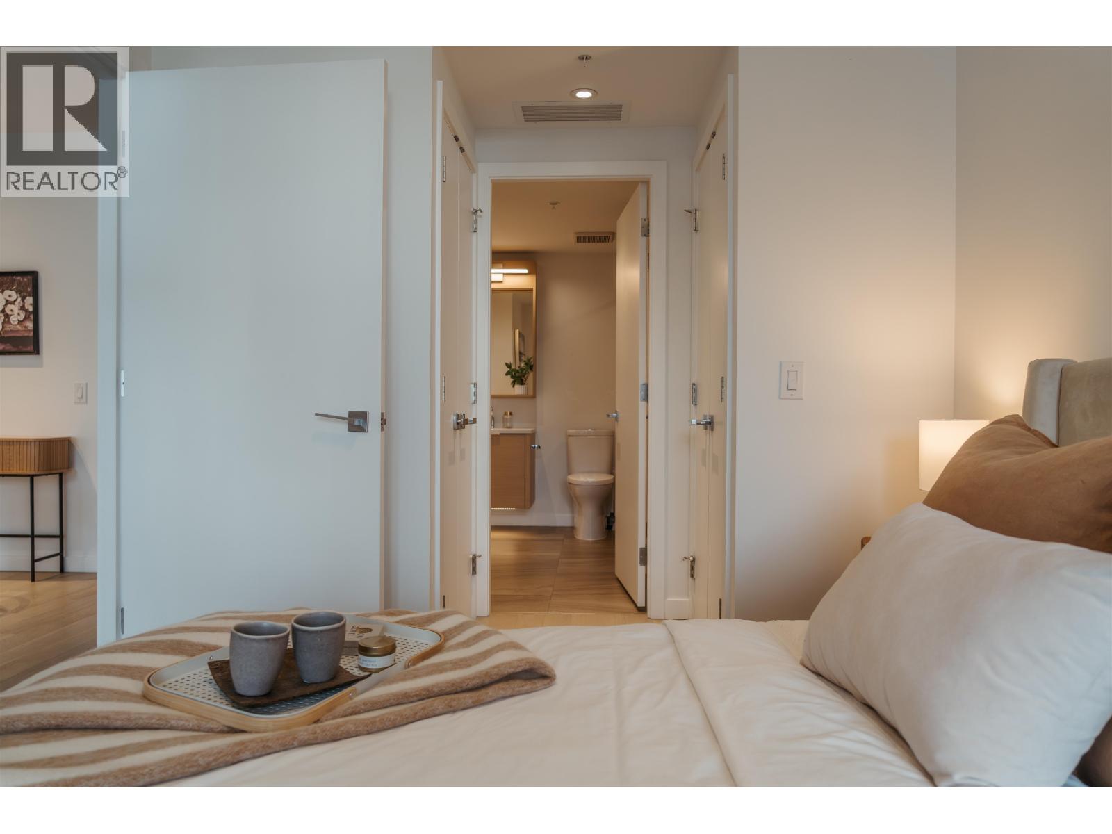 1009 1688 PULLMAN PORTER STREET