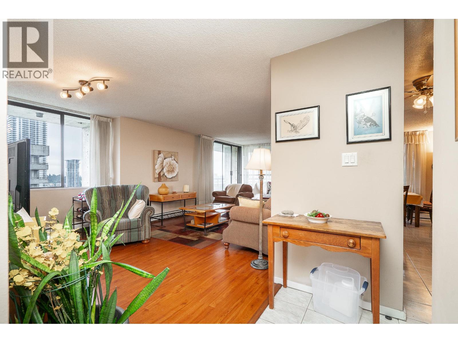 2503 3737 Bartlett Court, Burnaby, British Columbia  V3J 7E3 - Photo 5 - R3173491