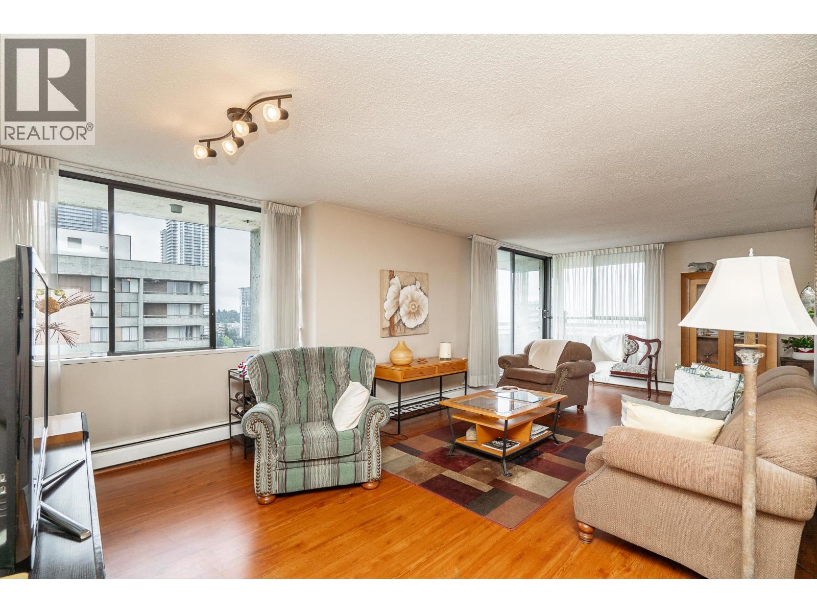 2503 3737 Bartlett Court, Burnaby, British Columbia  V3J 7E3 - Photo 6 - R3173491