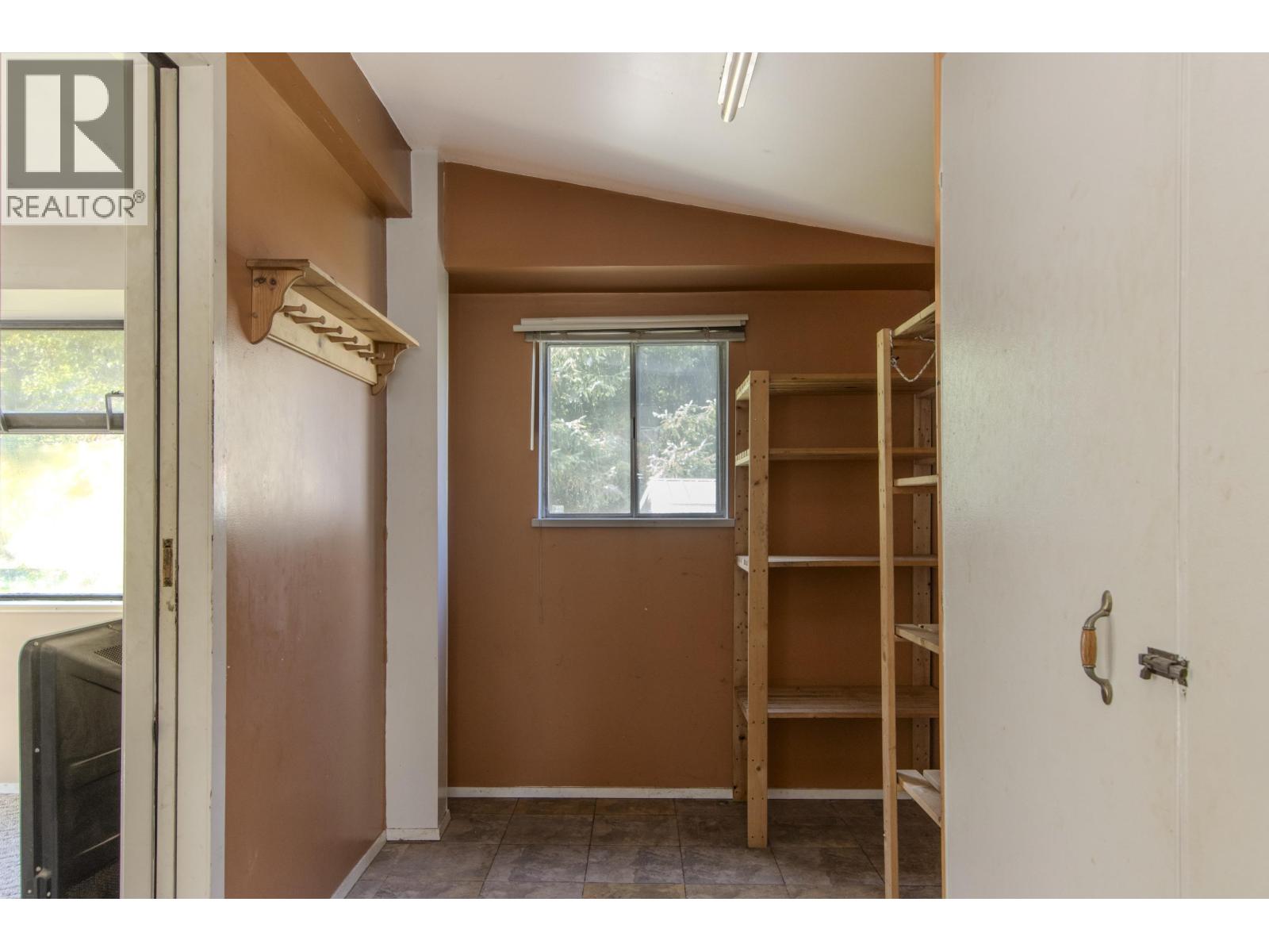 36 Bracken Parkway, Squamish, British Columbia  V0N 1T0 - Photo 3 - R3173462