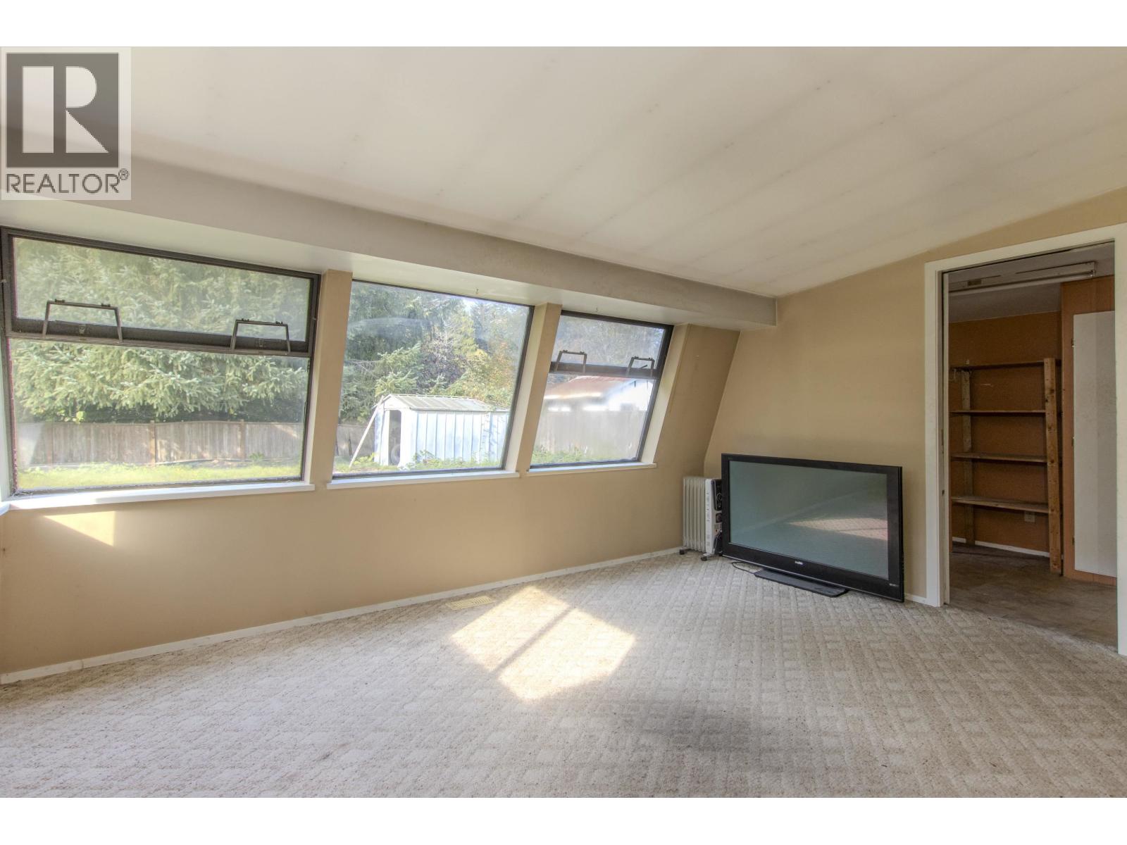 36 Bracken Parkway, Squamish, British Columbia  V0N 1T0 - Photo 4 - R3173462