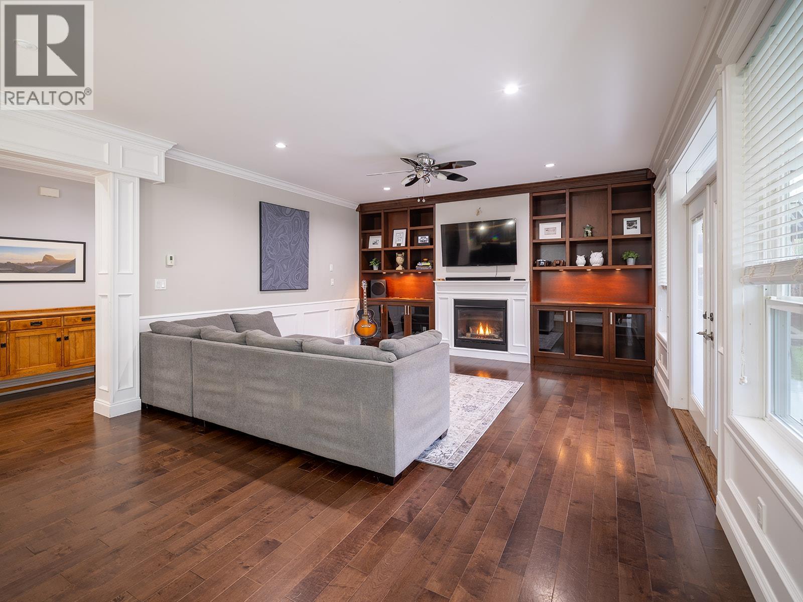 1016 Condor Place, Squamish, British Columbia  V8B 0P4 - Photo 13 - R3173482