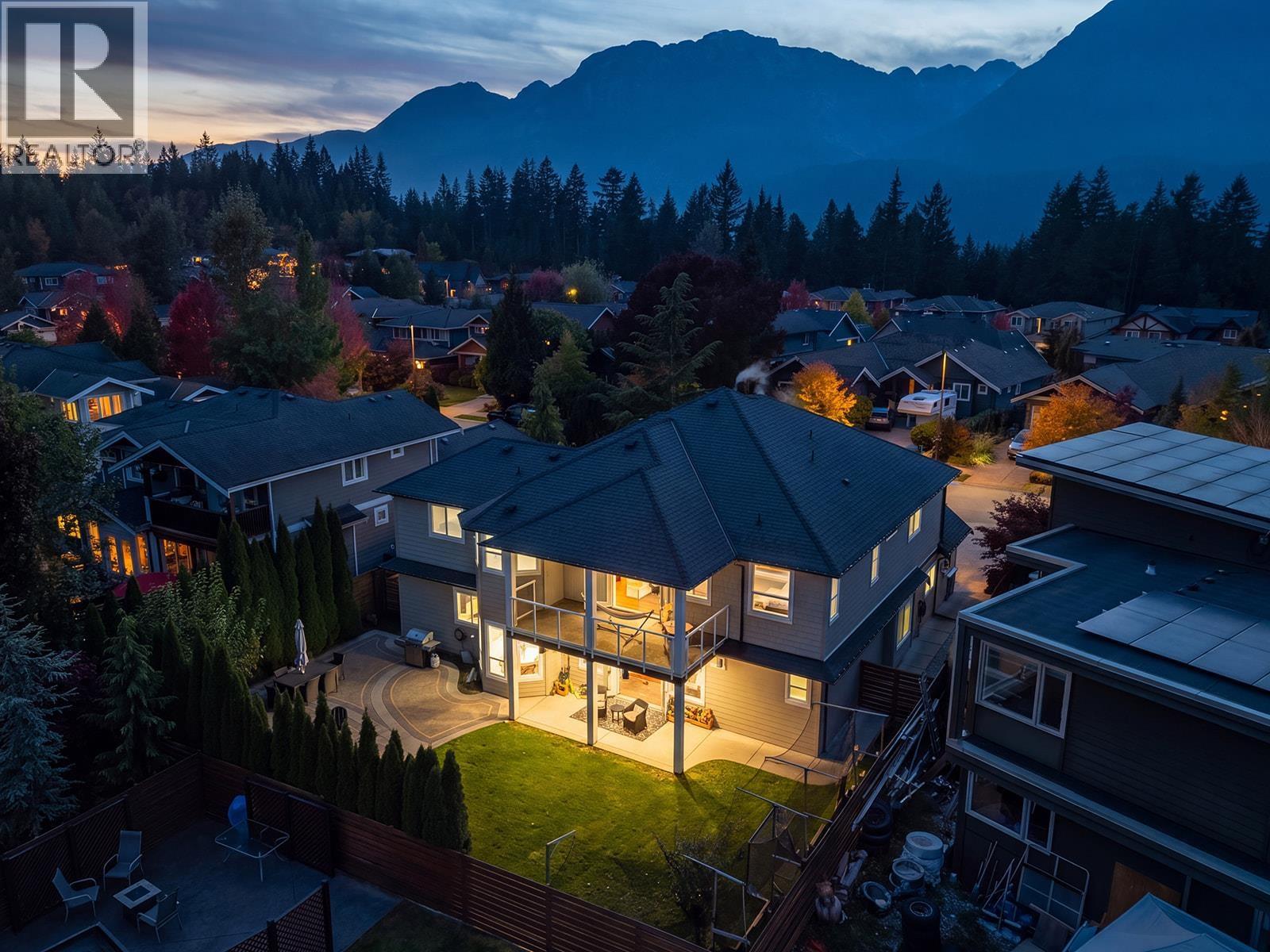 1016 Condor Place, Squamish, British Columbia  V8B 0P4 - Photo 39 - R3173482