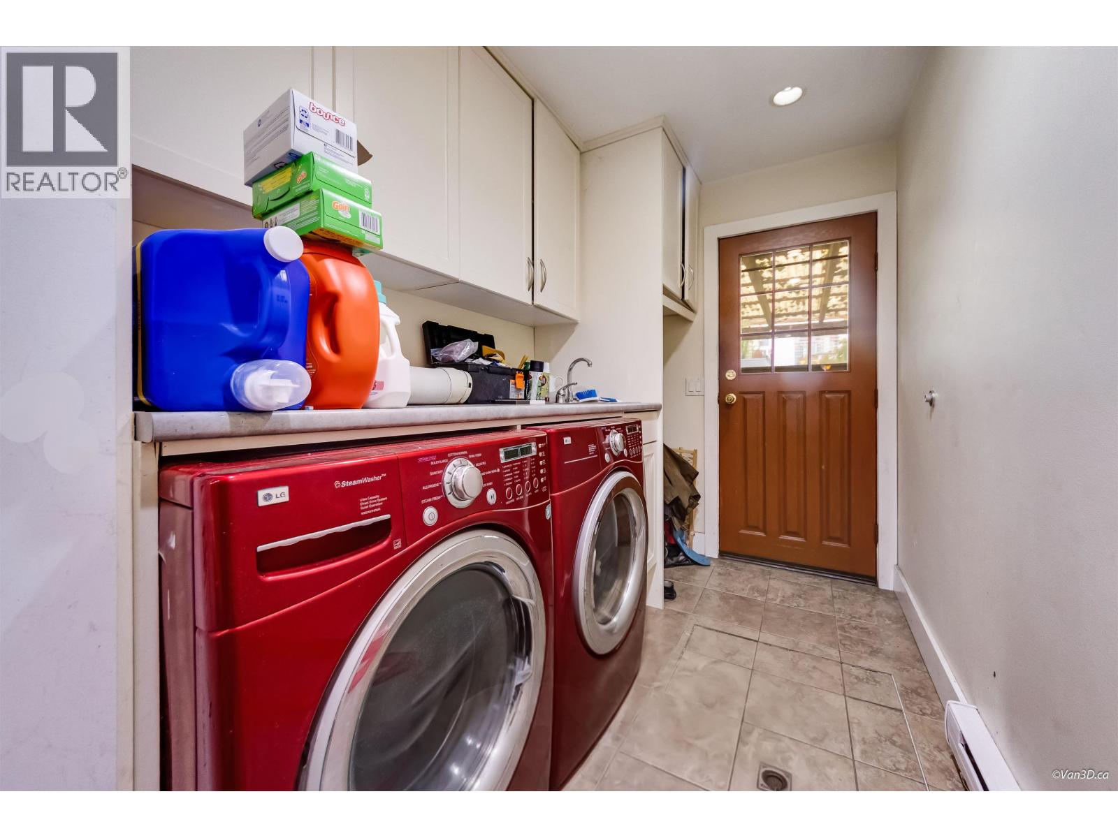 1542 Bond Street, North Vancouver, British Columbia  V7J 1E7 - Photo 15 - R3173494