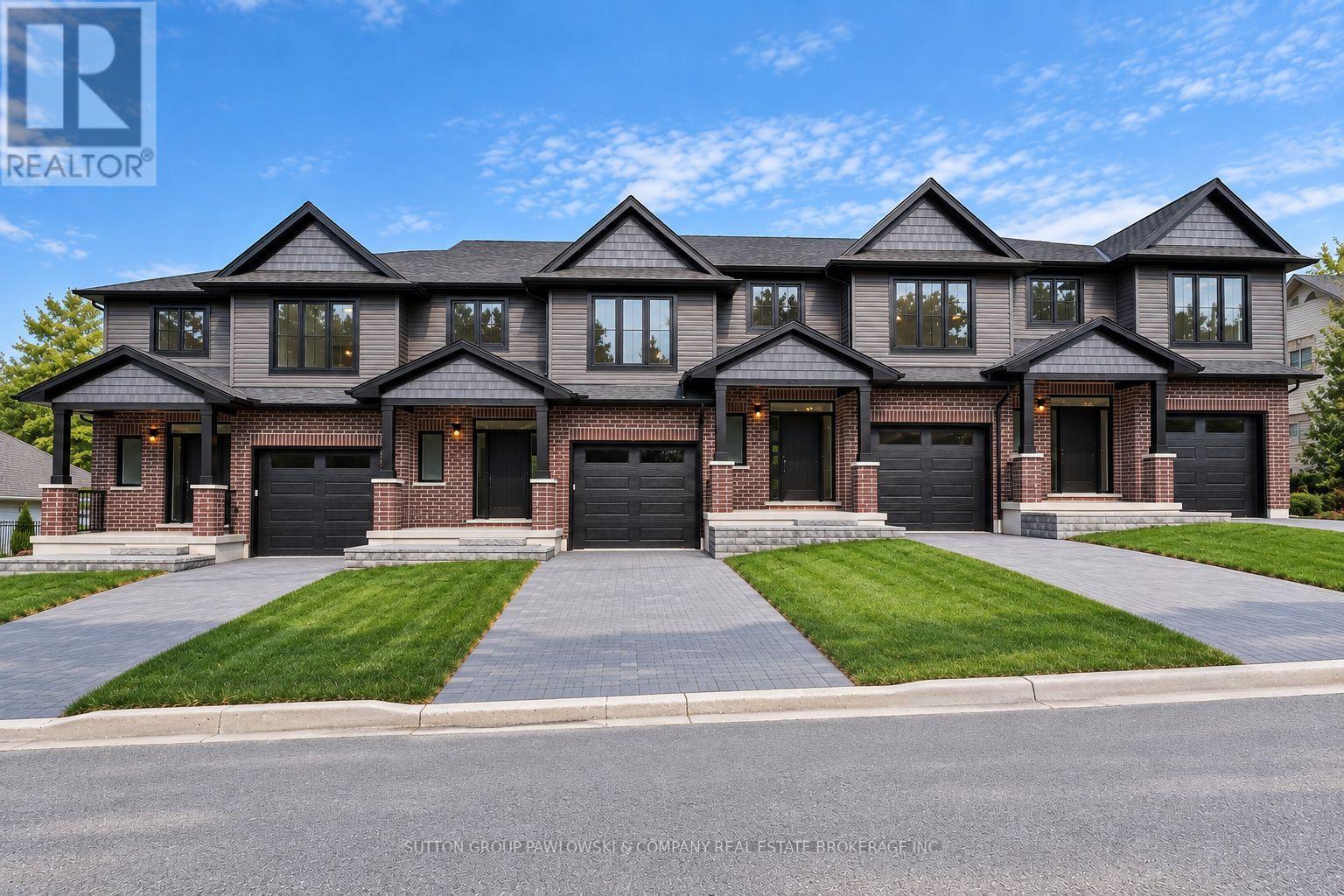 422 Old Wonderland Road, London South, Ontario  N6K 3R2 - Photo 2 - X13829134