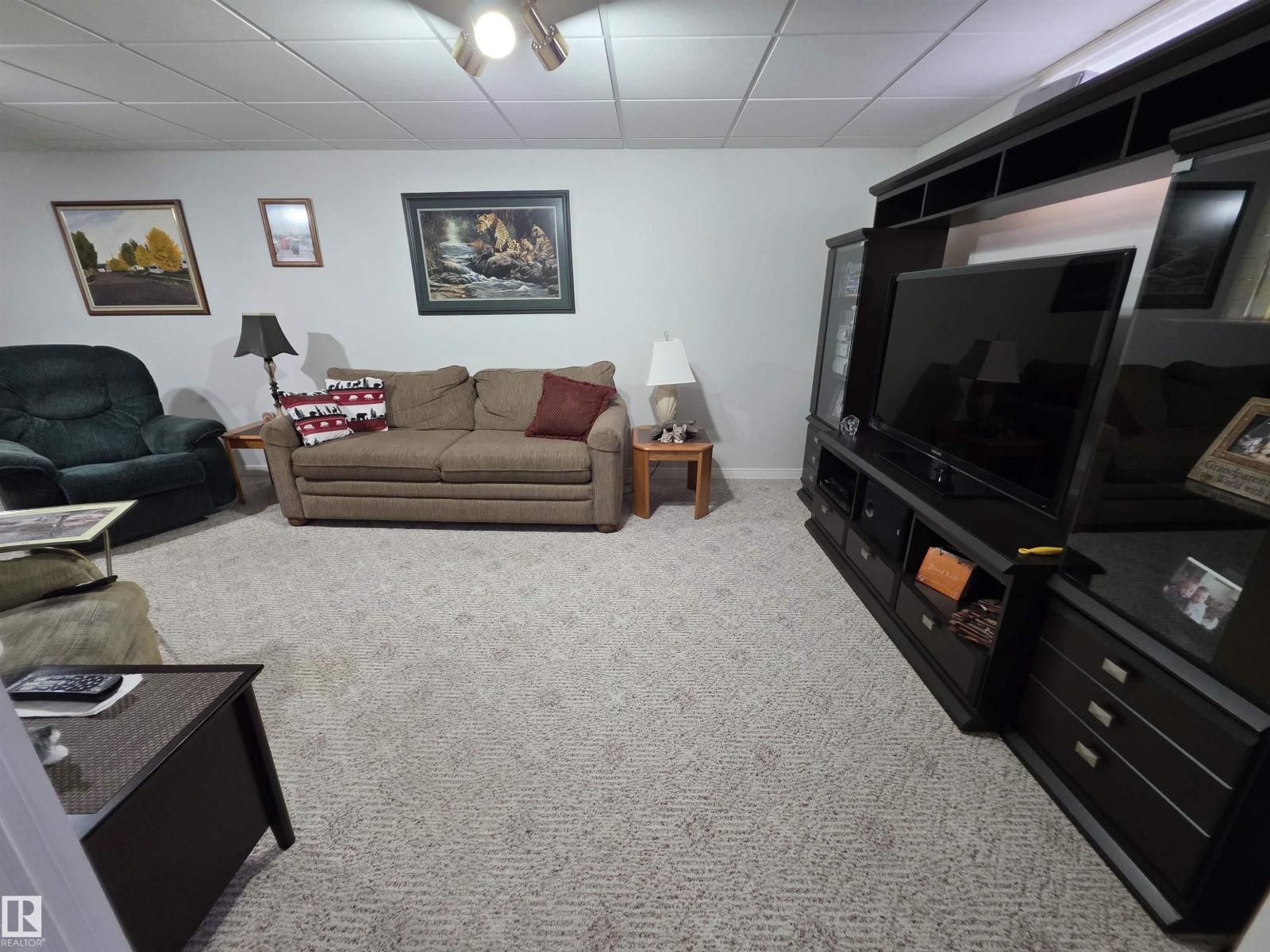 5308 48 ST