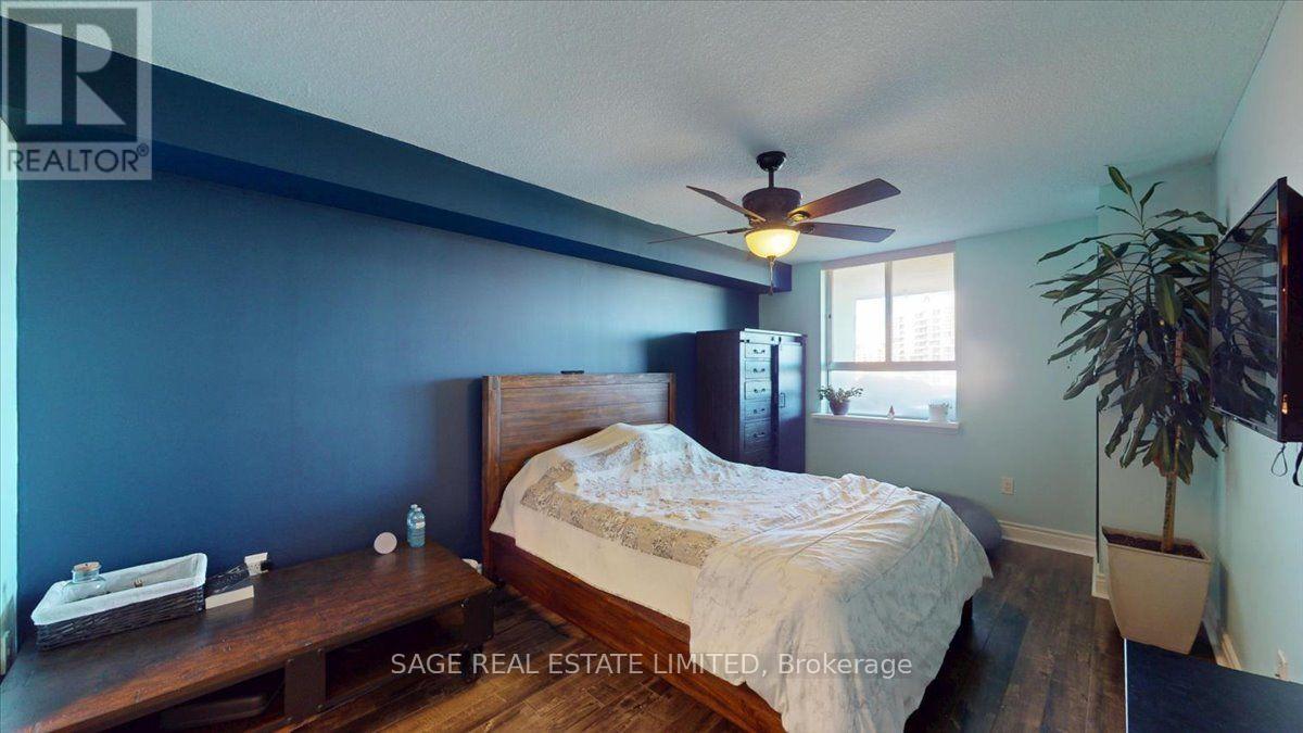 40 Panorama Court, Toronto, Ontario  M9V 4M1 - Photo 19 - W13873696