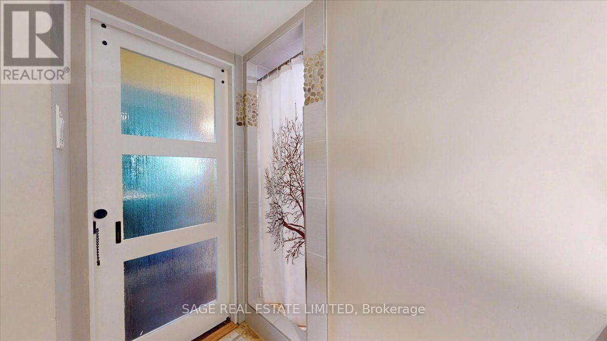 40 Panorama Court, Toronto, Ontario  M9V 4M1 - Photo 30 - W13873696