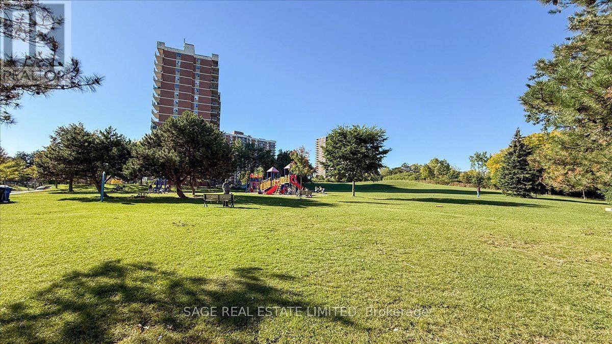 40 Panorama Court, Toronto, Ontario  M9V 4M1 - Photo 35 - W13873696
