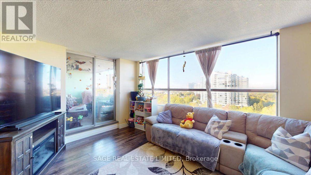 40 Panorama Court, Toronto, Ontario  M9V 4M1 - Photo 6 - W13873696
