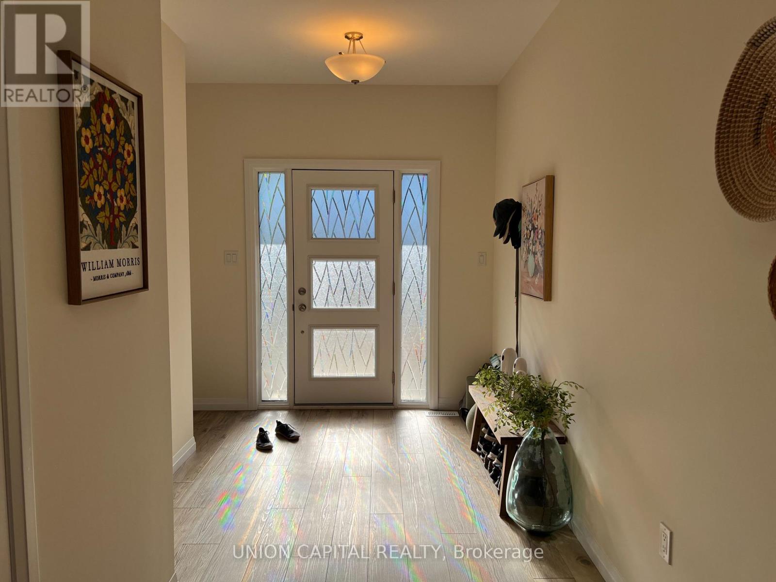 6 PAINTED SKIMMER PLACE