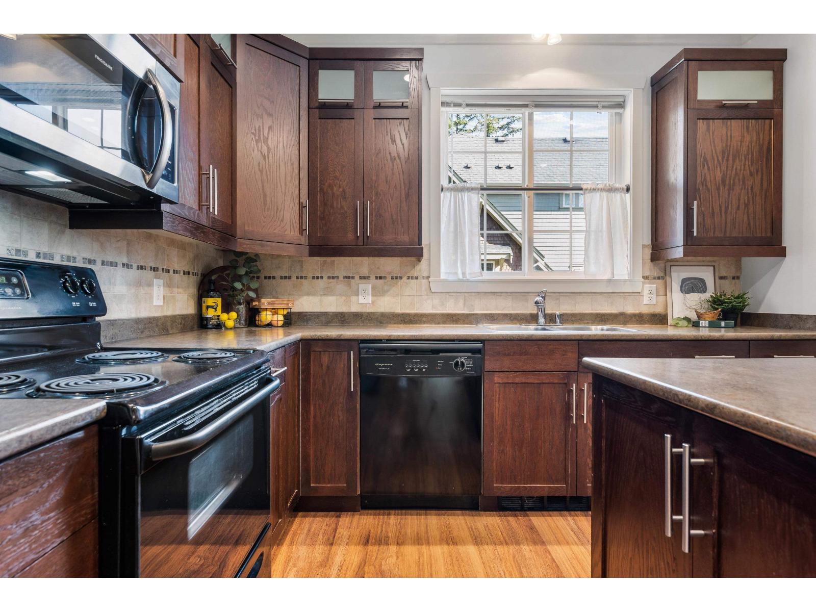 23 5805 SAPPERS WAY|Garrison Crossing