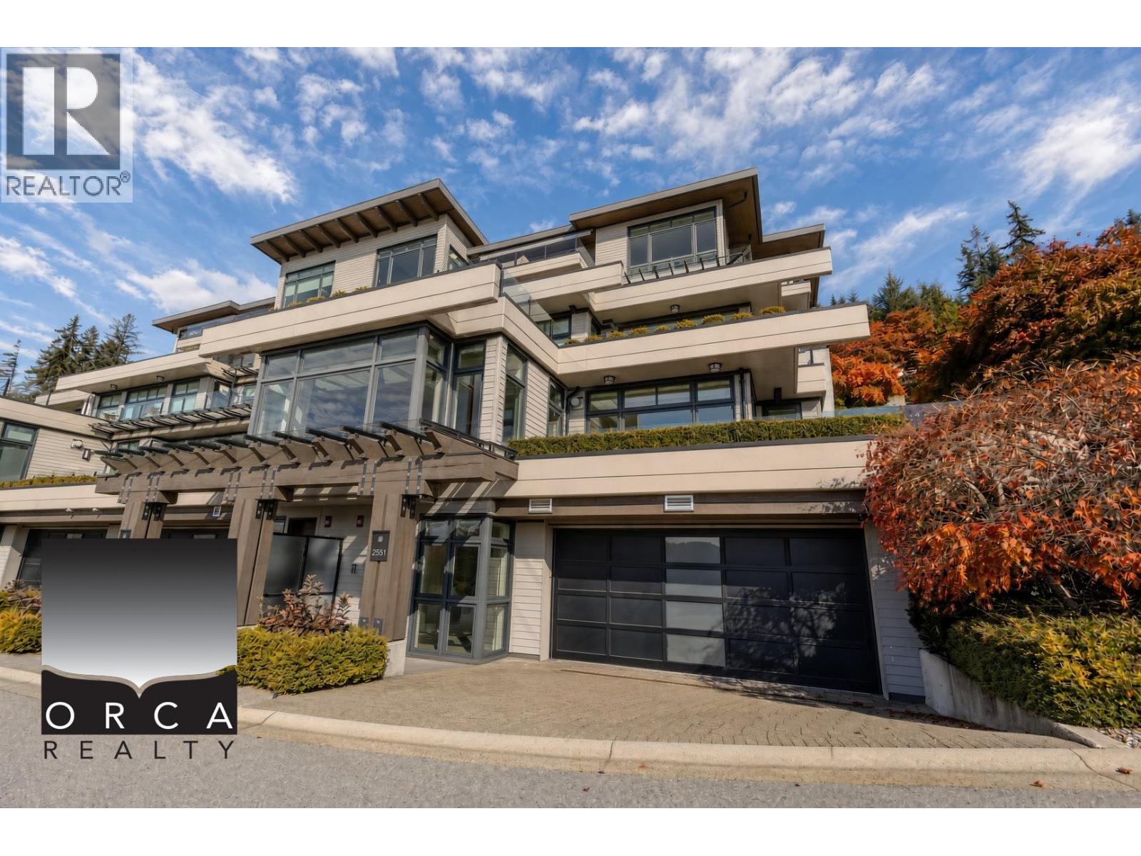 2551 HIGHGROVE MEWS, West Vancouver, British Columbia