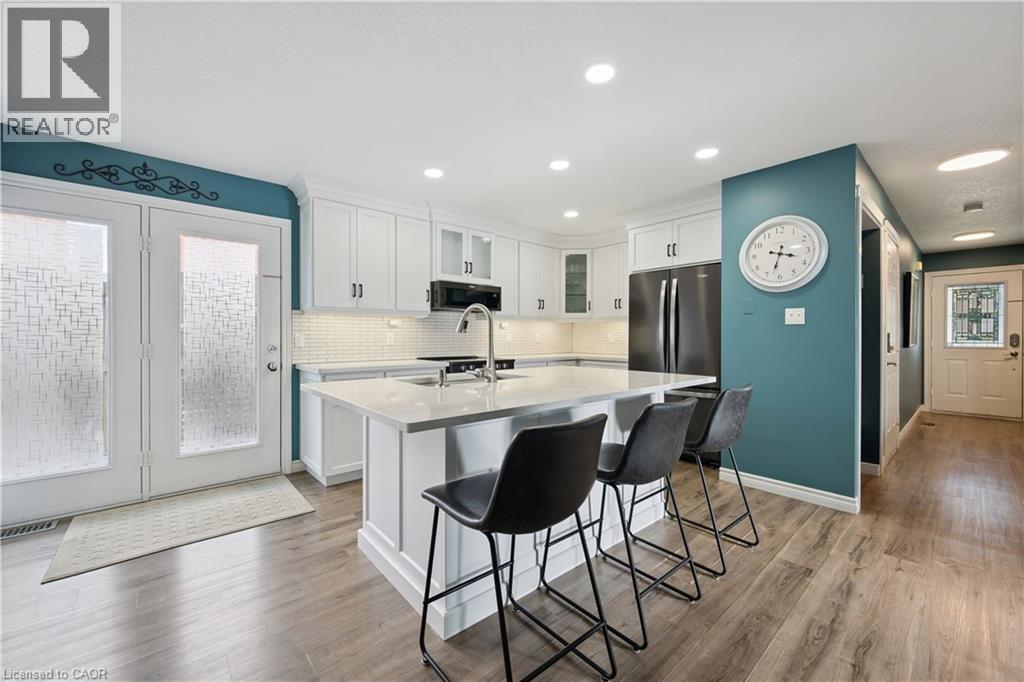 258 Dearborn Boulevard, Waterloo, Ontario  N2J 4Y6 - Photo 7 - 40868847