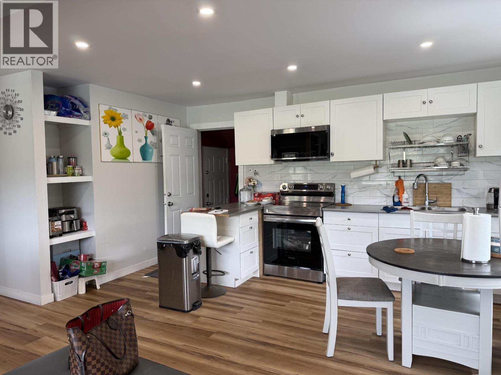 390 N Third Avenue, Williams Lake, British Columbia  V2G 2A8 - Photo 6 - R3173547