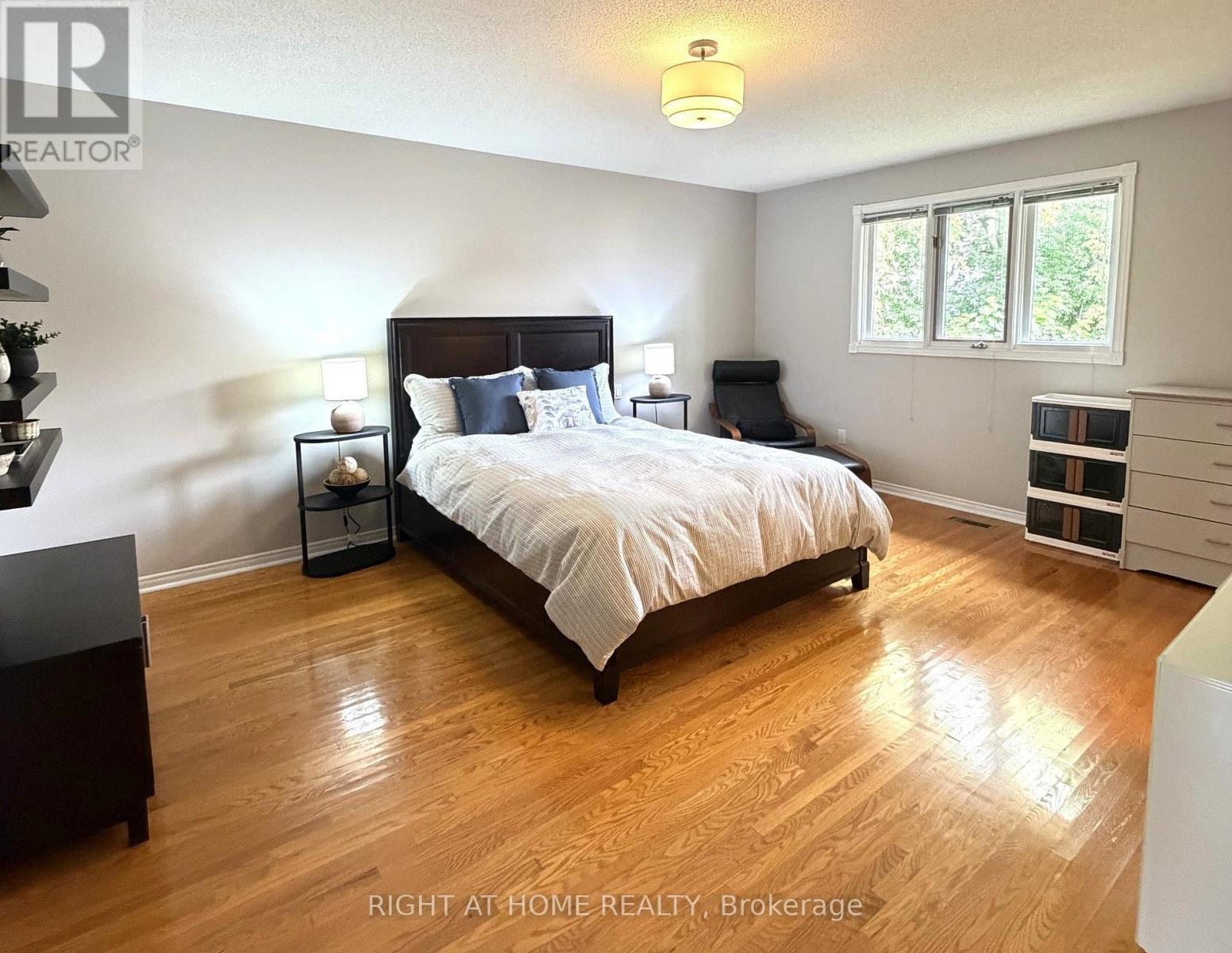17 Piccadilly Road, Richmond Hill, Ontario L4B 1S5 - Photo 19 - N13842190