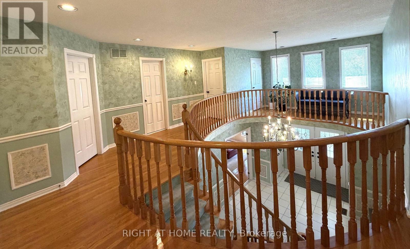 17 Piccadilly Road, Richmond Hill, Ontario L4B 1S5 - Photo 17 - N13842190