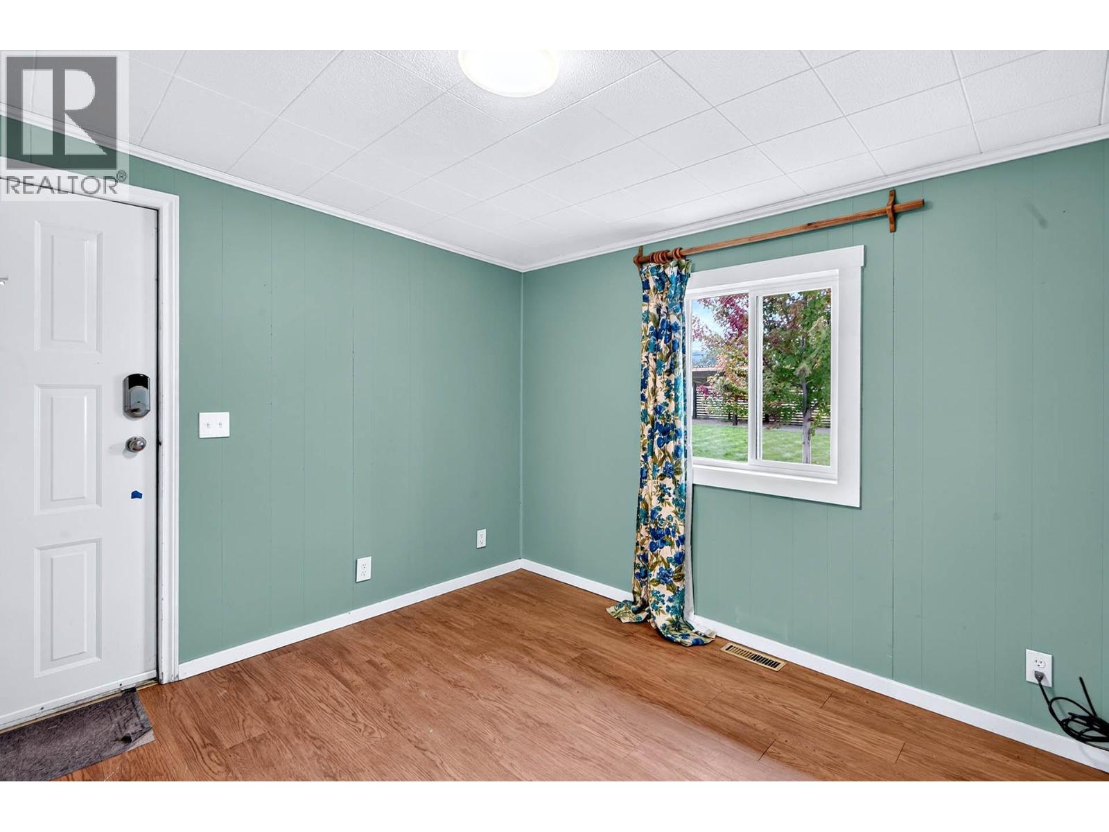 1299 PINEGROVE Road
