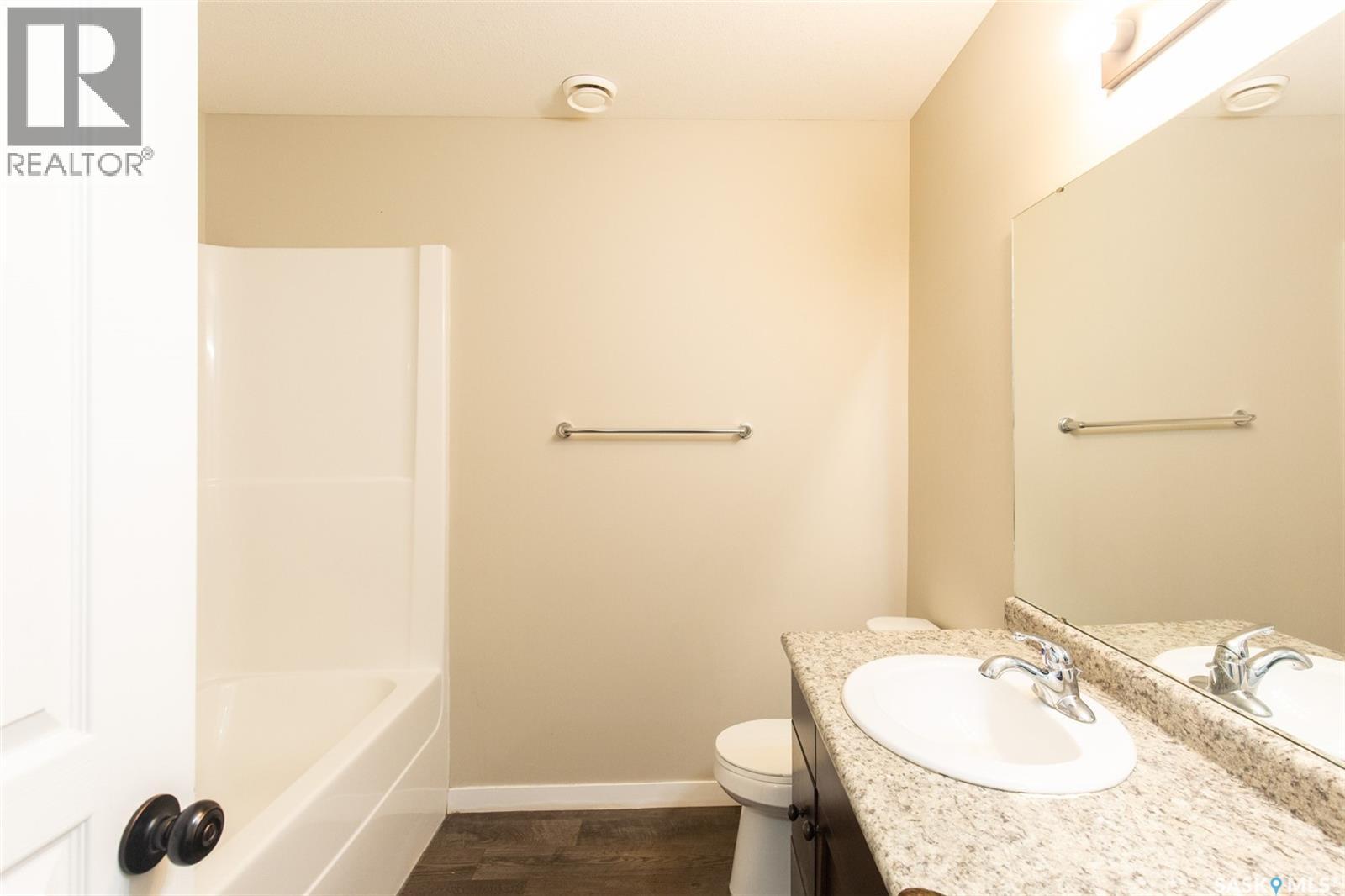 60 5004 James Hill Road, Regina, Saskatchewan  S4W 0E8 - Photo 16 - SK050606