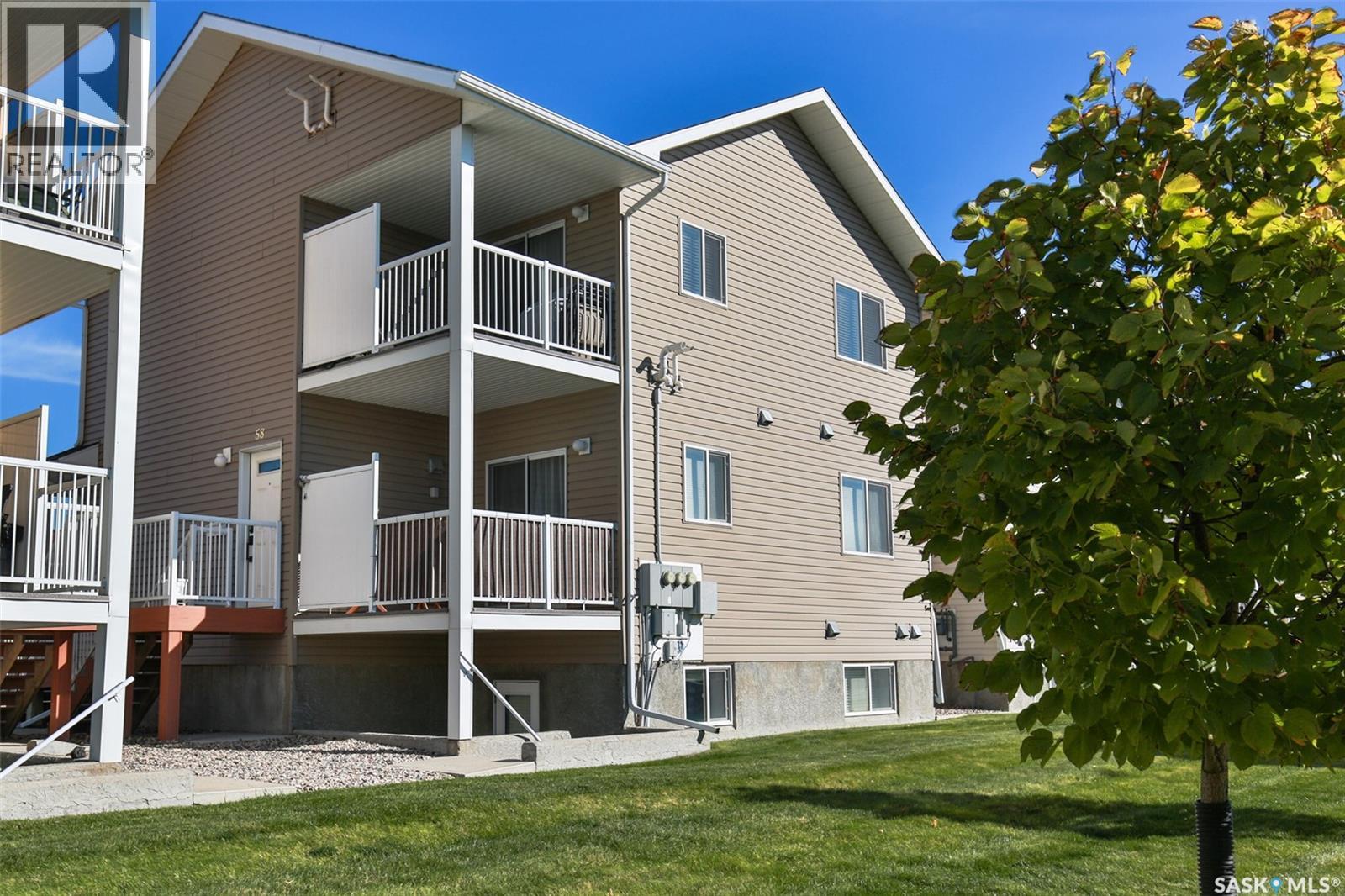 60 5004 James Hill Road, Regina, Saskatchewan  S4W 0E8 - Photo 3 - SK050606
