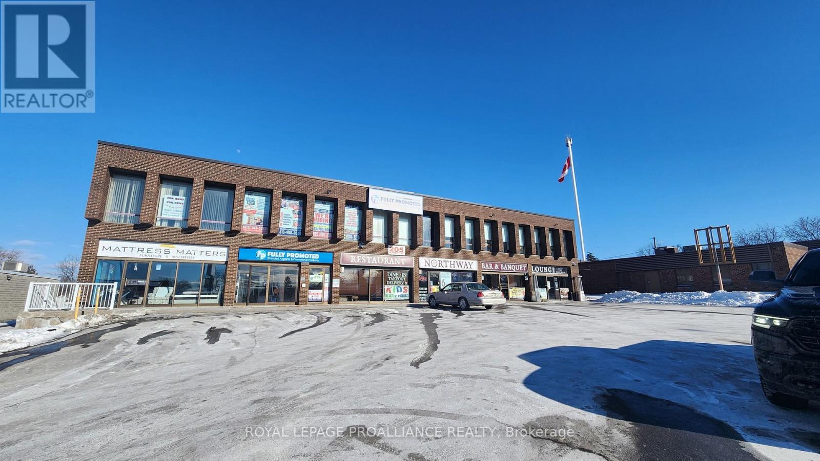 UPPER U3 - 205 NORTH FRONT STREET, Belleville, Ontario