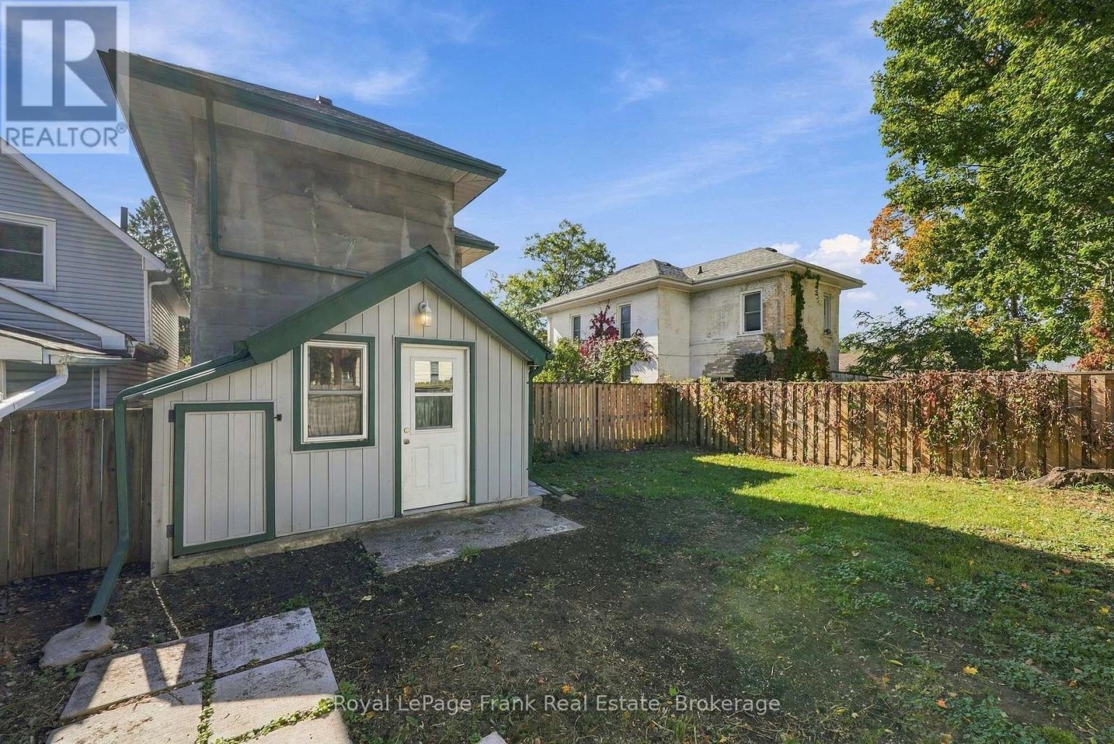 492 Hopkins Avenue, Peterborough, Ontario  K9H 2R8 - Photo 38 - X13873940