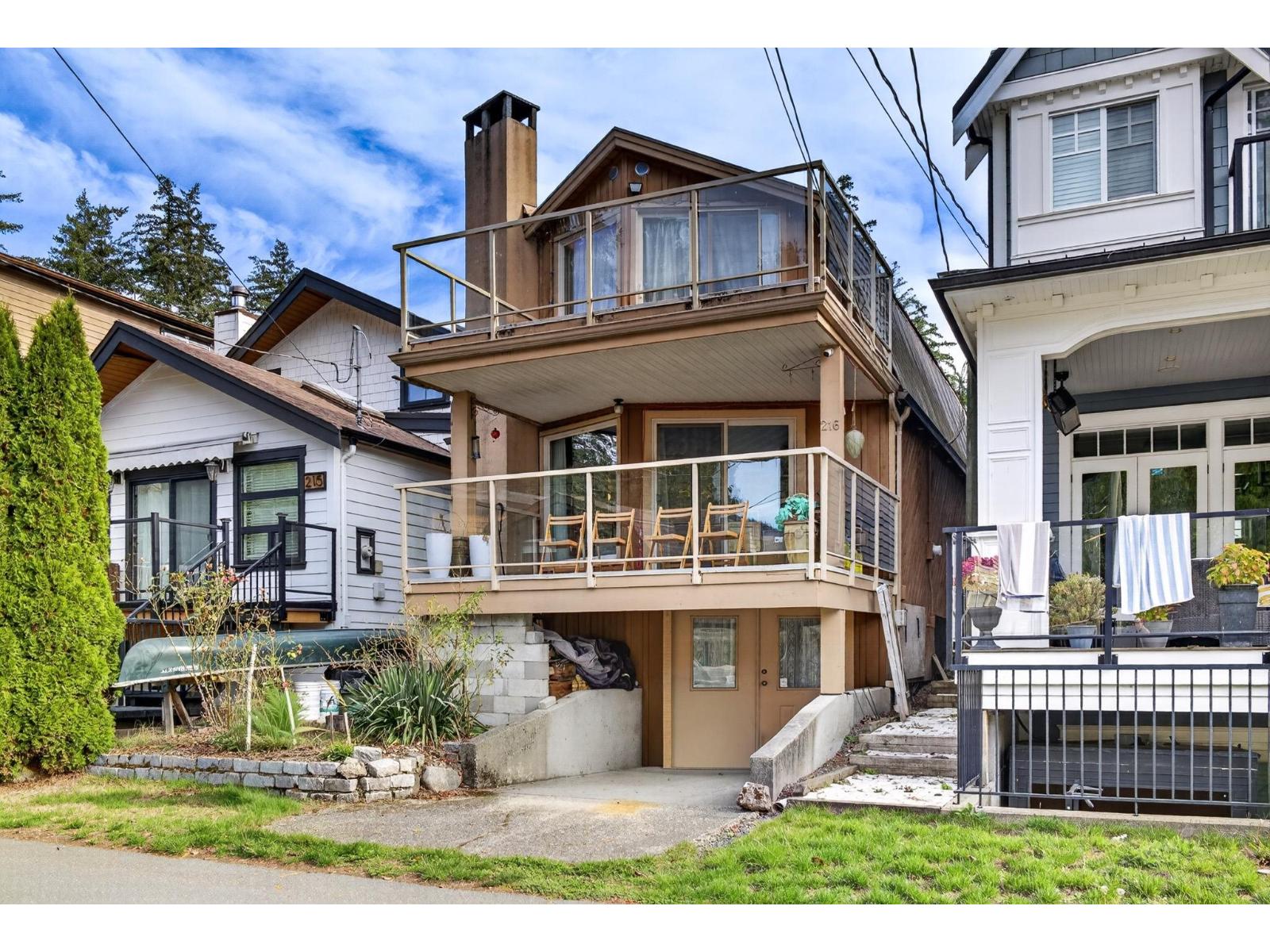216 FIRST AVENUE|Cultus Lake North