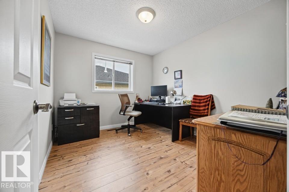 16103 67 ST NW