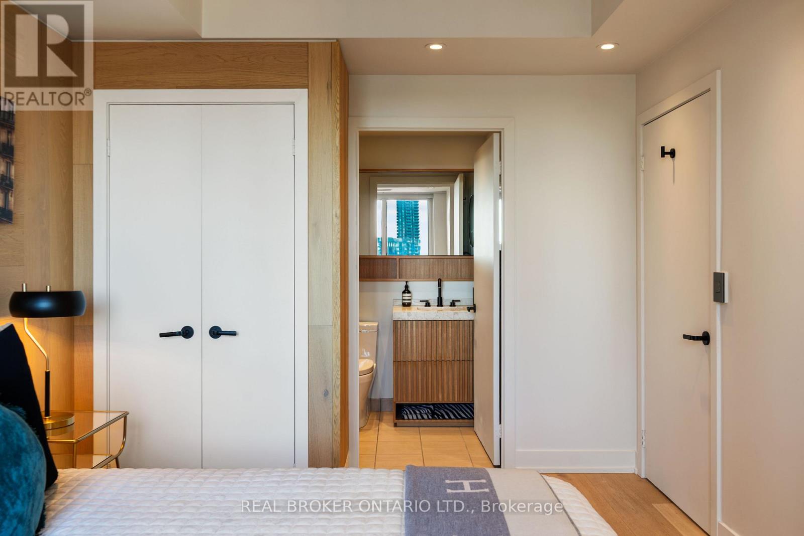 1604 - 168 King Street E, Toronto, Ontario  M5A 4S4 - Photo 19 - C13873794