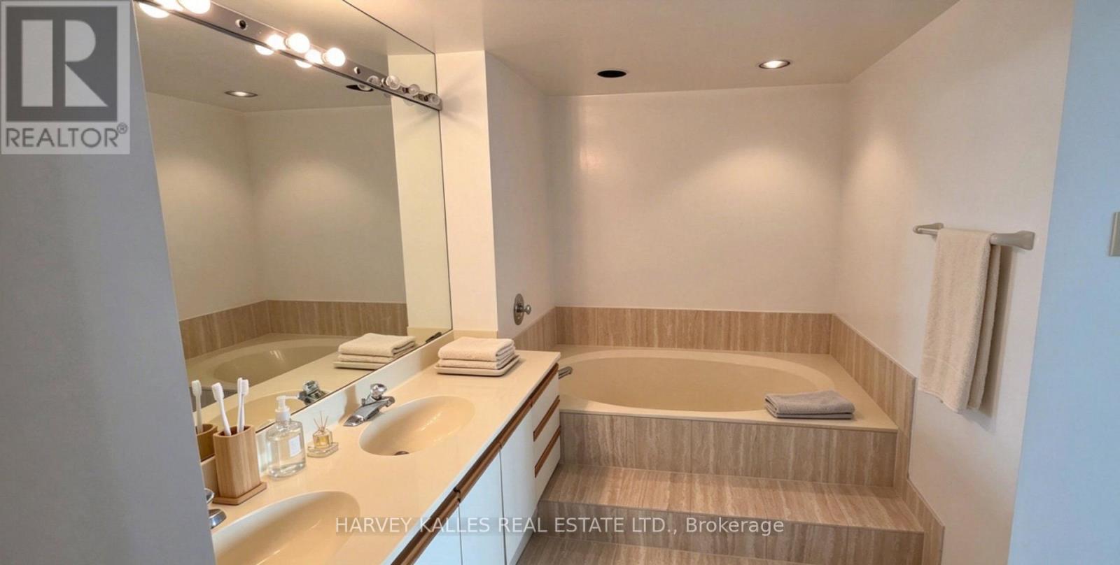 2003 - 65 Spring Garden Avenue, Toronto, Ontario  M2N 6H9 - Photo 9 - C13873852