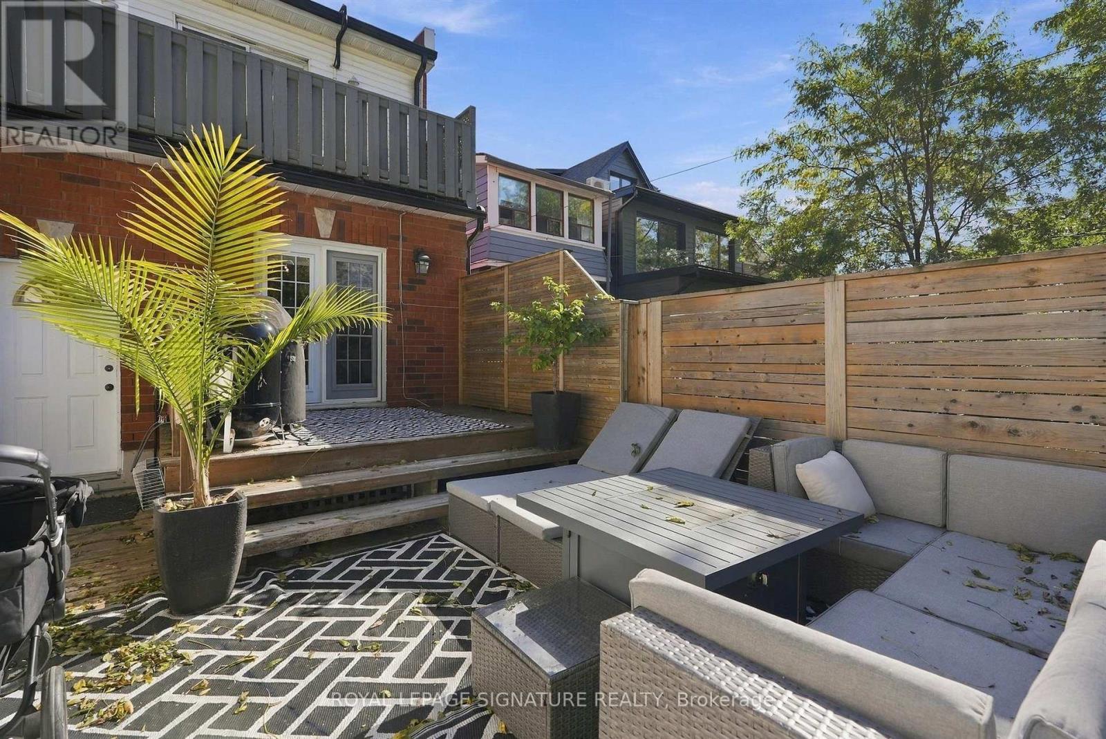 46 Hendrick Avenue, Toronto, Ontario  M6G 3S5 - Photo 21 - C13873854