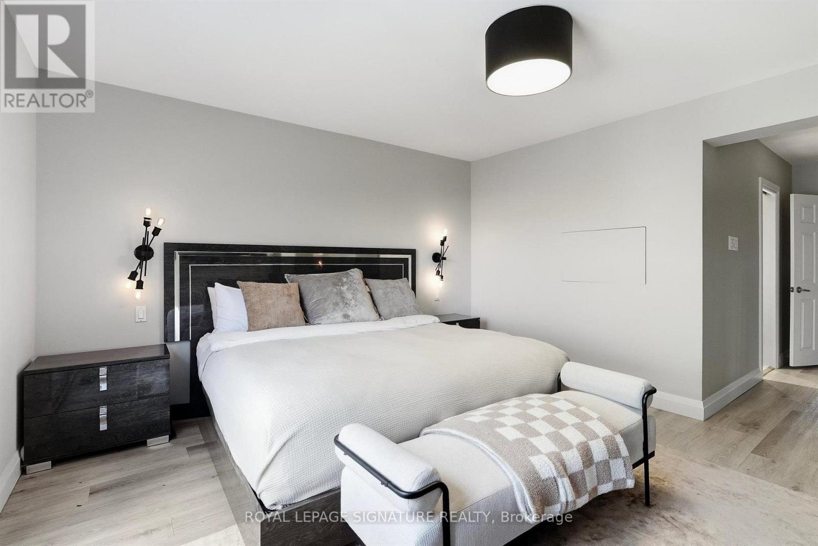 46 Hendrick Avenue, Toronto, Ontario  M6G 3S5 - Photo 24 - C13873854