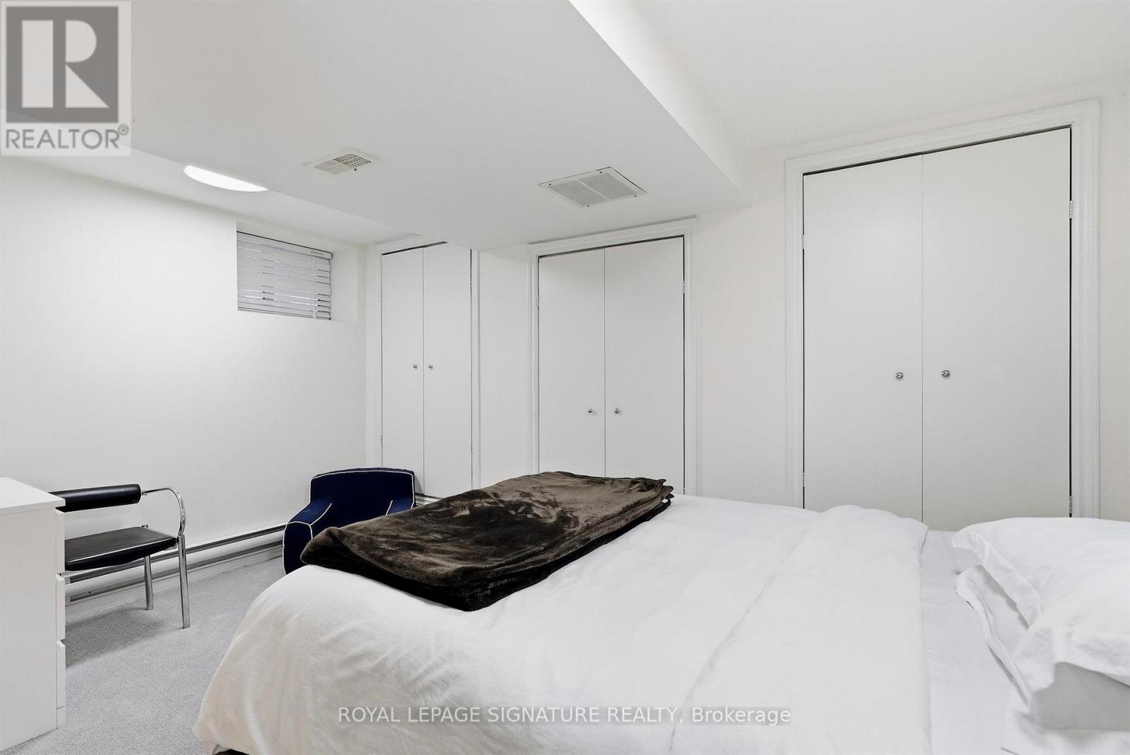 46 Hendrick Avenue, Toronto, Ontario  M6G 3S5 - Photo 41 - C13873854