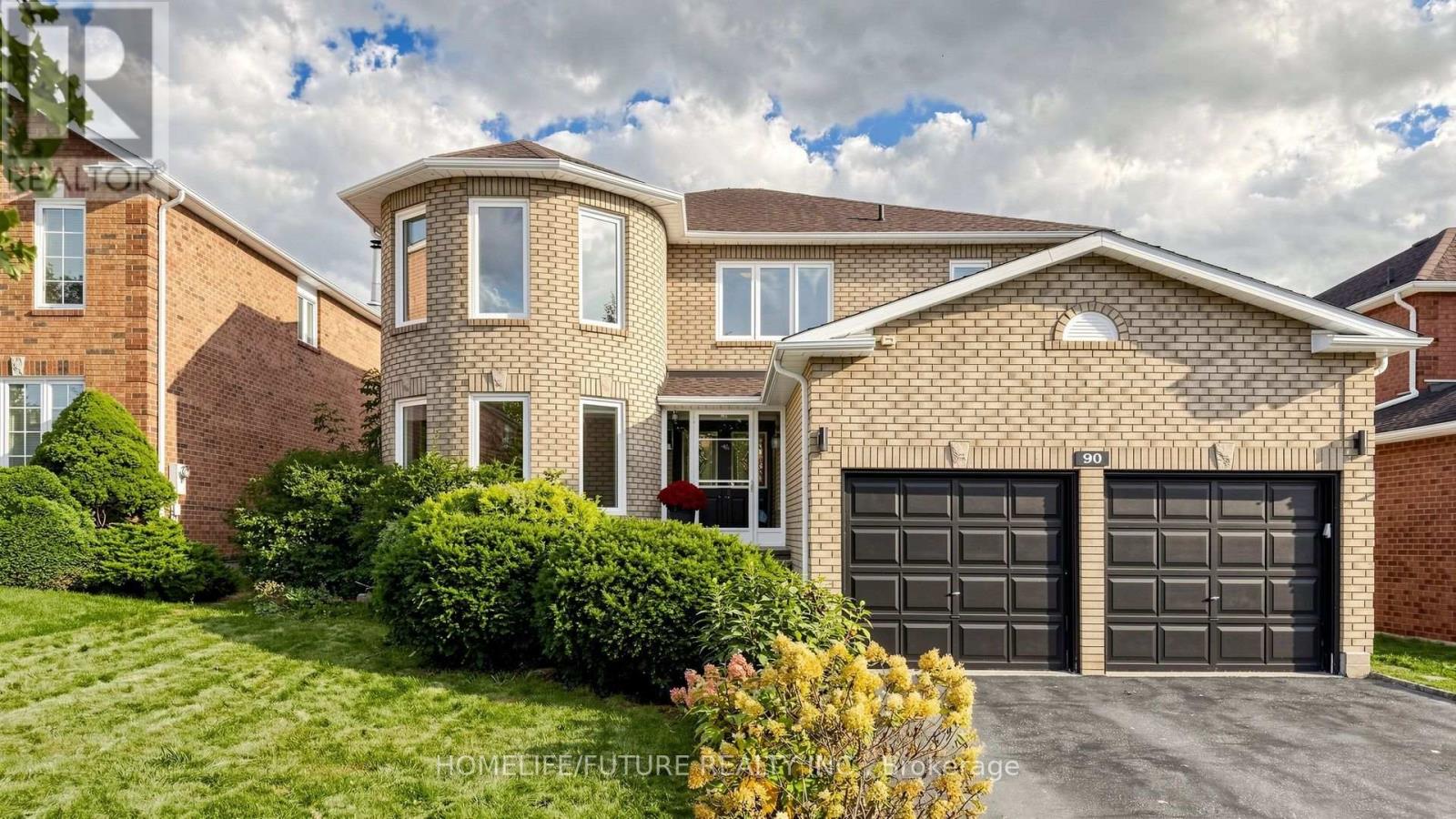 90 Bedell Crescent, Whitby, Ontario  L1R 2H8 - Photo 1 - E13873822