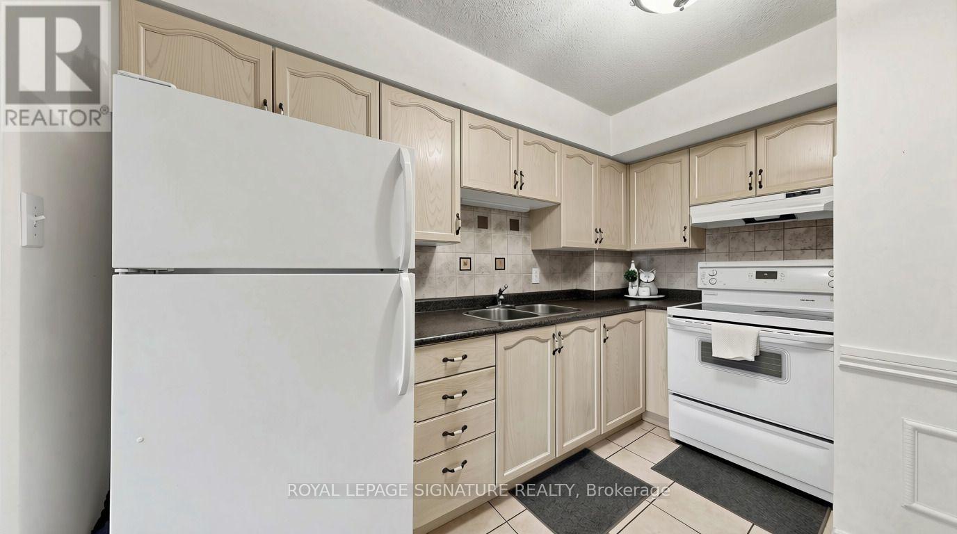 402 - 454 Centre Street S, Oshawa (Central), Ontario  L1H 4C2 - Photo 13 - E13873876