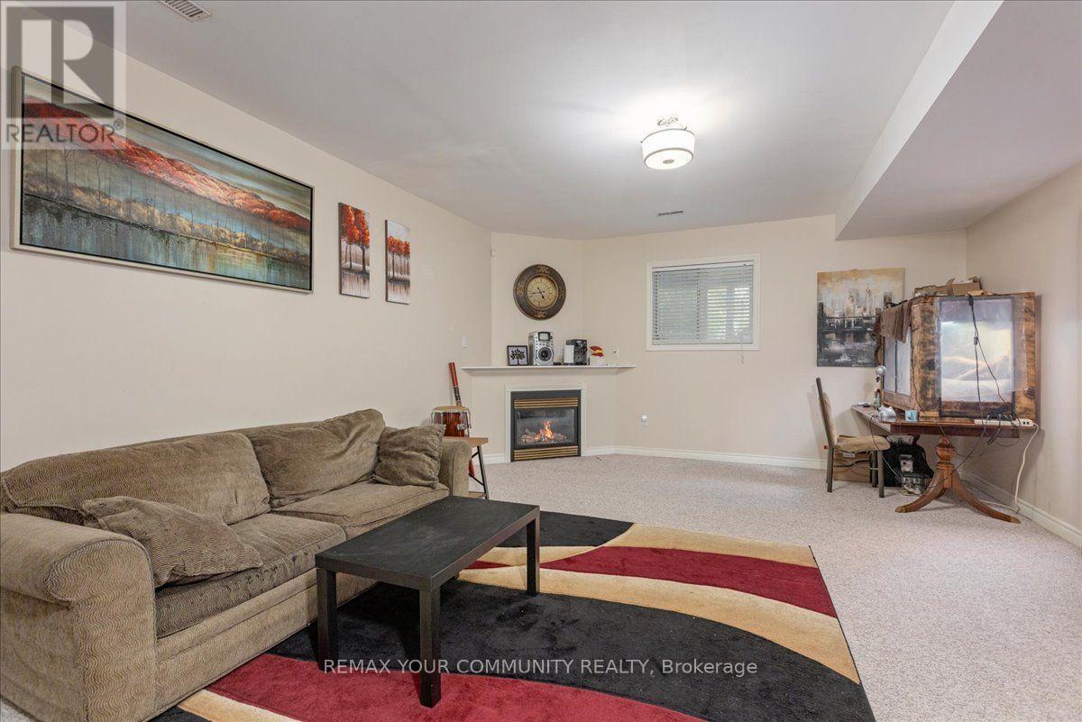 76 Riverglen Drive, Georgina, Ontario  L4P 2R1 - Photo 30 - N13873956