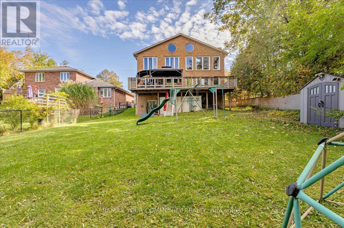 76 Riverglen Drive, Georgina, Ontario  L4P 2R1 - Photo 42 - N13873956