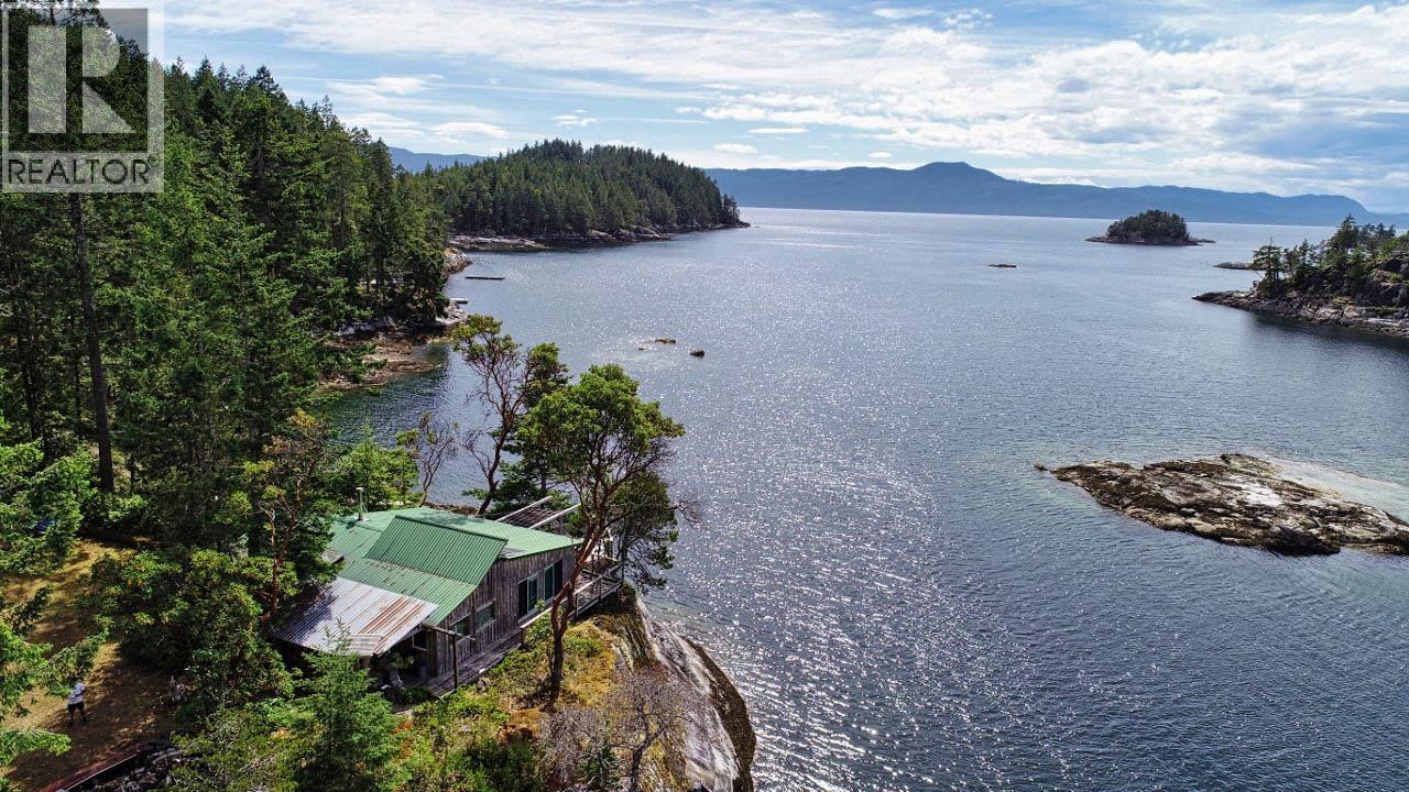 6894 BLUEBERRY POINT, Nelson Island, British Columbia