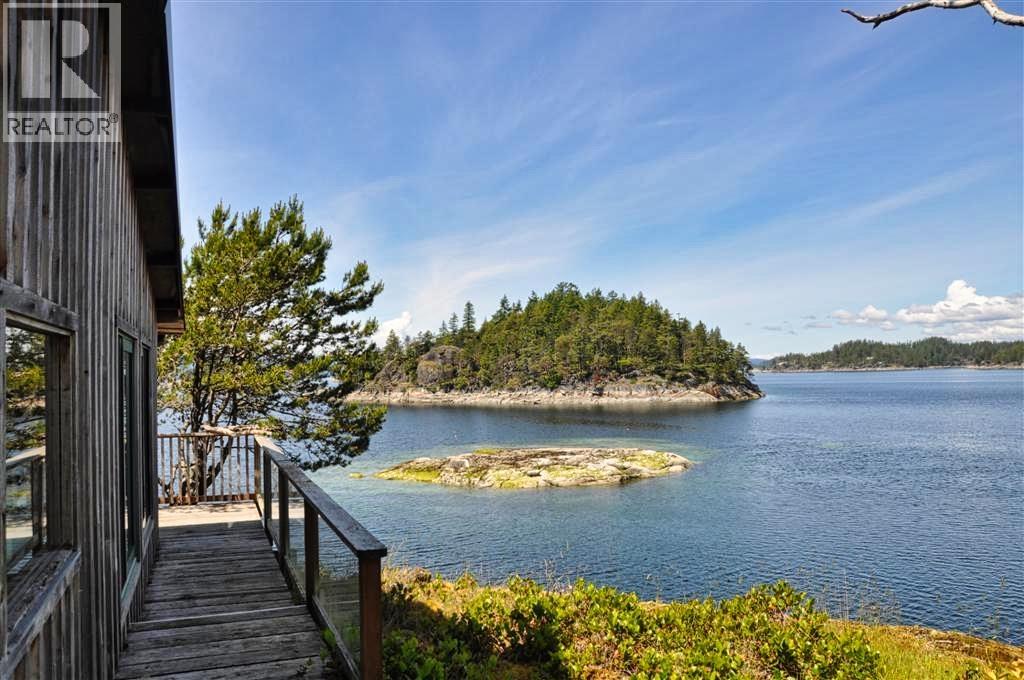 6894 Blueberry Point, Nelson Island, British Columbia  V0P 1V0 - Photo 23 - R3173507